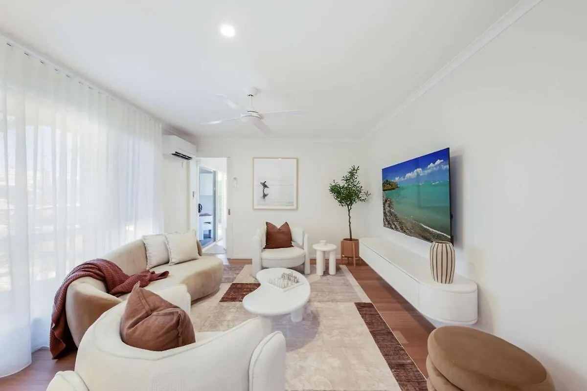 Urban Getaway Bargara Central 0*,  Australia