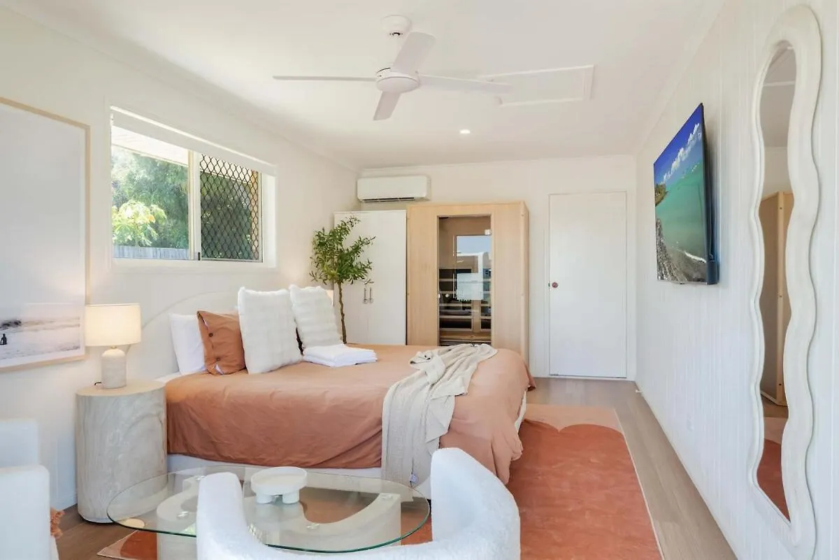Urban Getaway Bargara Central 0*,  Australia