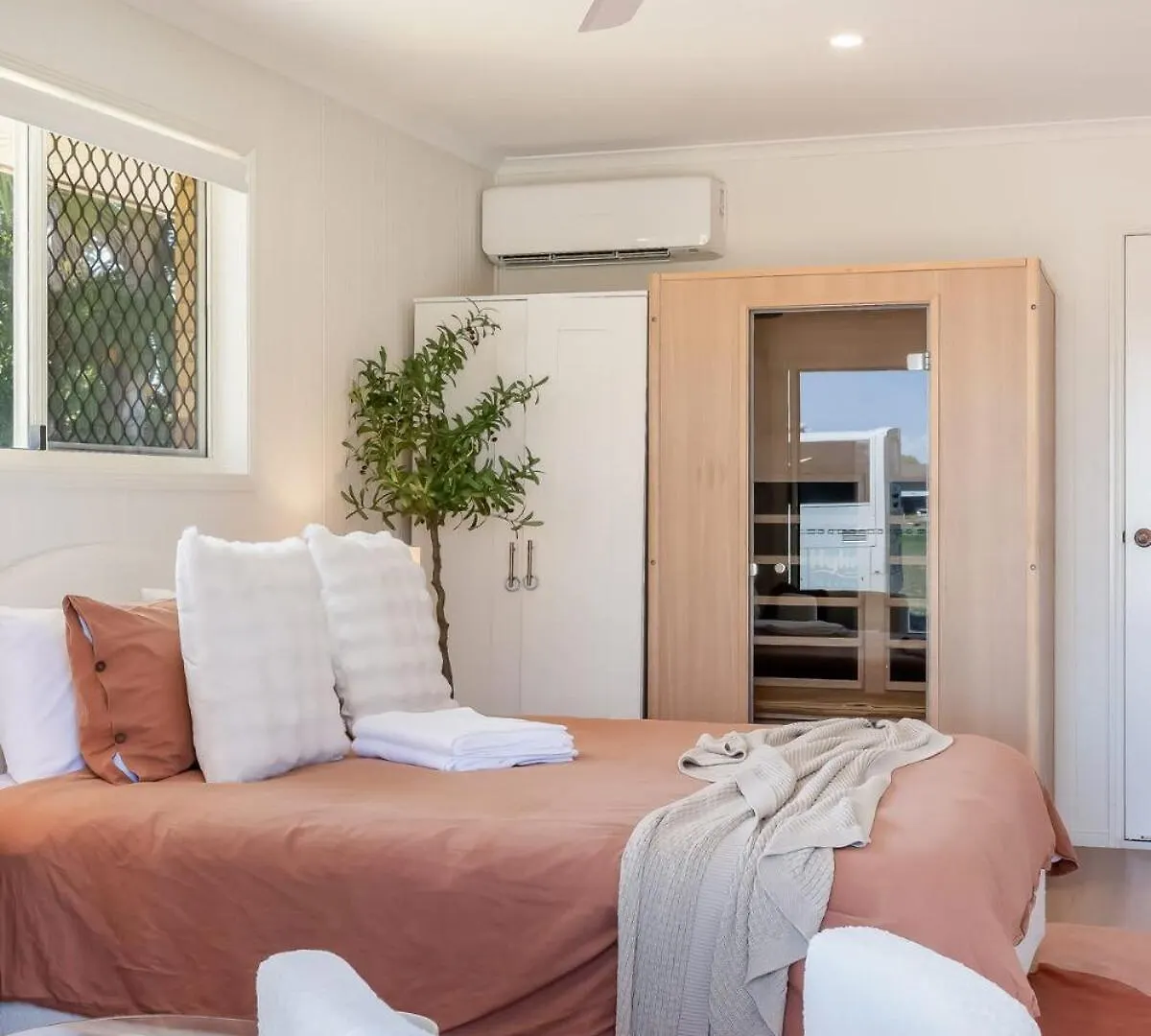 Urban Getaway Bargara Central Holiday home