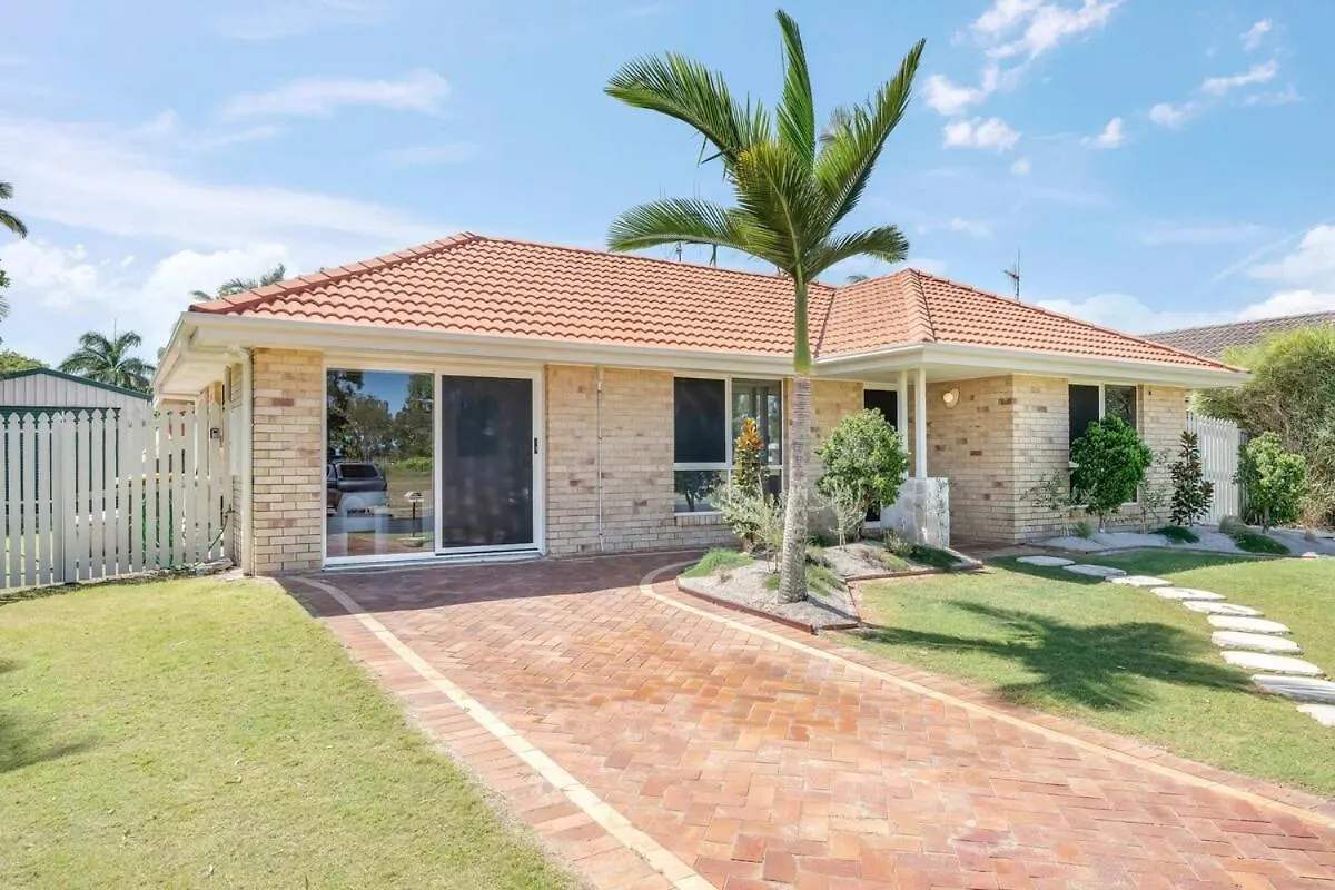 Urban Getaway Bargara Central Holiday home