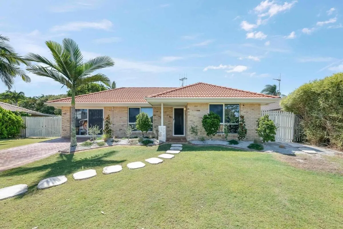Urban Getaway Bargara Central location